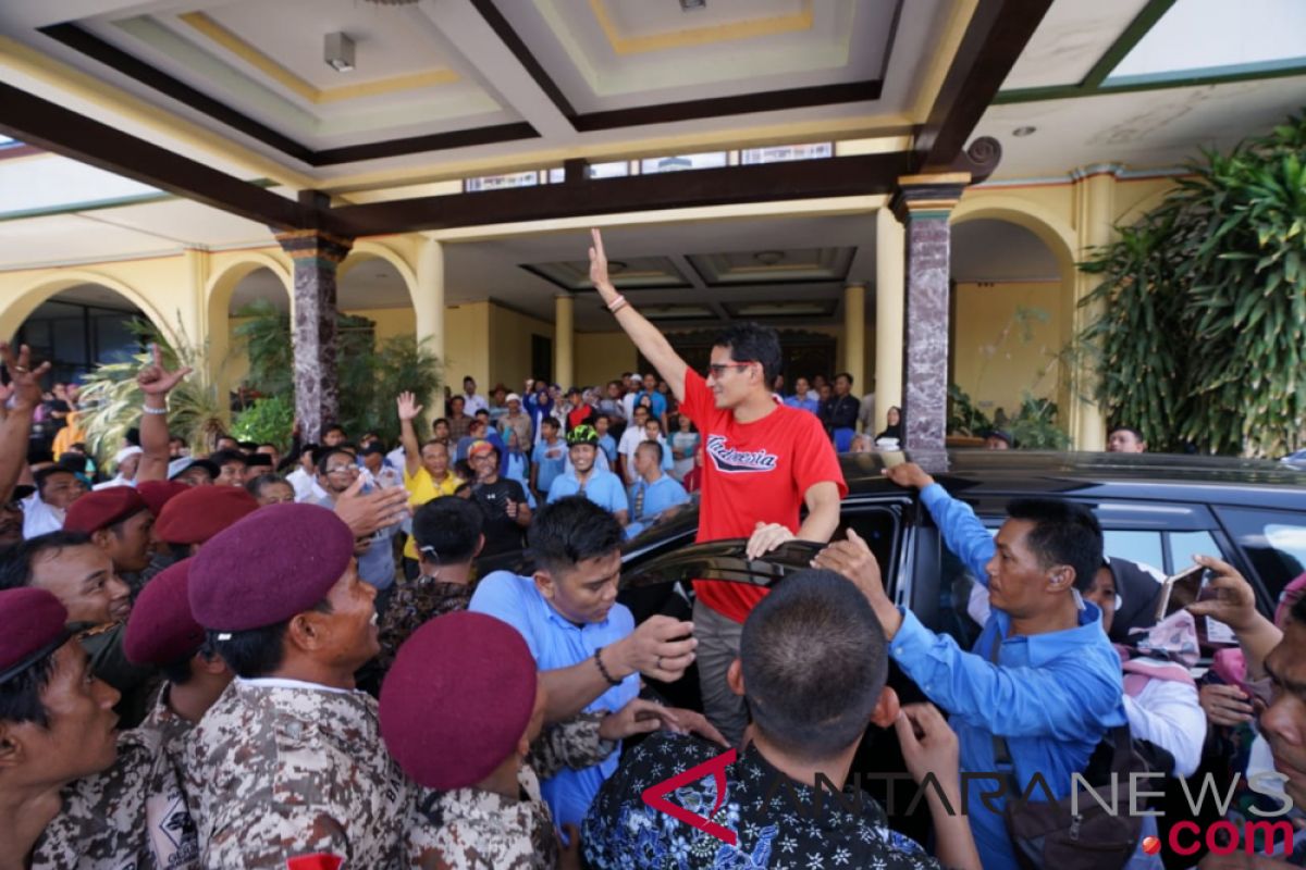 Sandiaga berdoa bersama warga Sumenep untuk Sulawesi Tengah