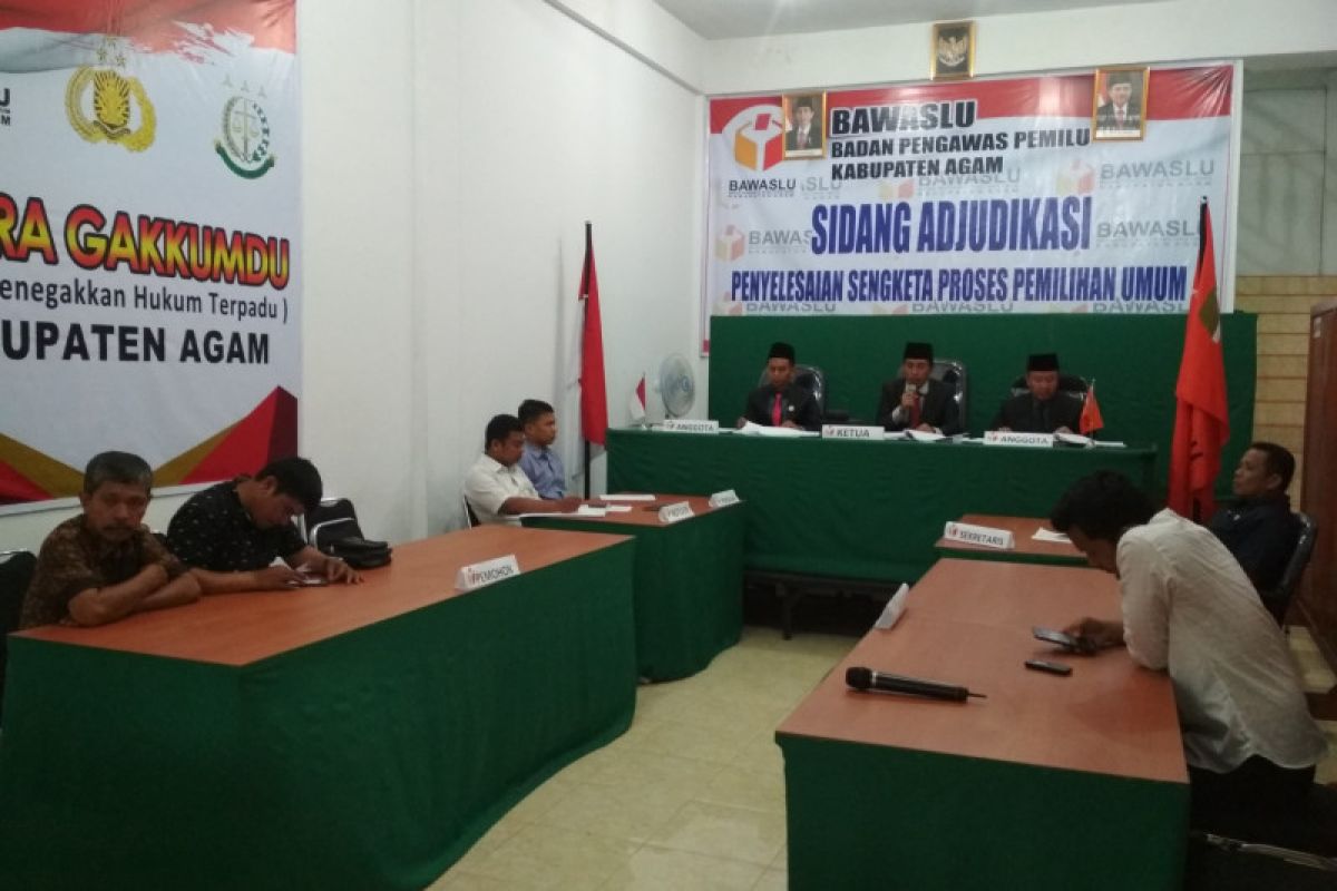 Bawaslu Agam kabulkan 20 permohonan caleg lima partai politik