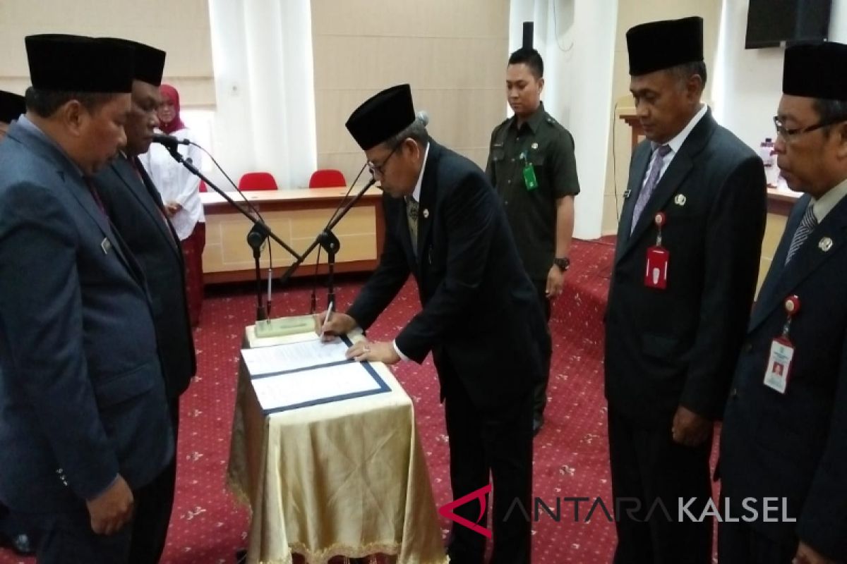 Bupati Balangan laksanakan reshuffle pejabat