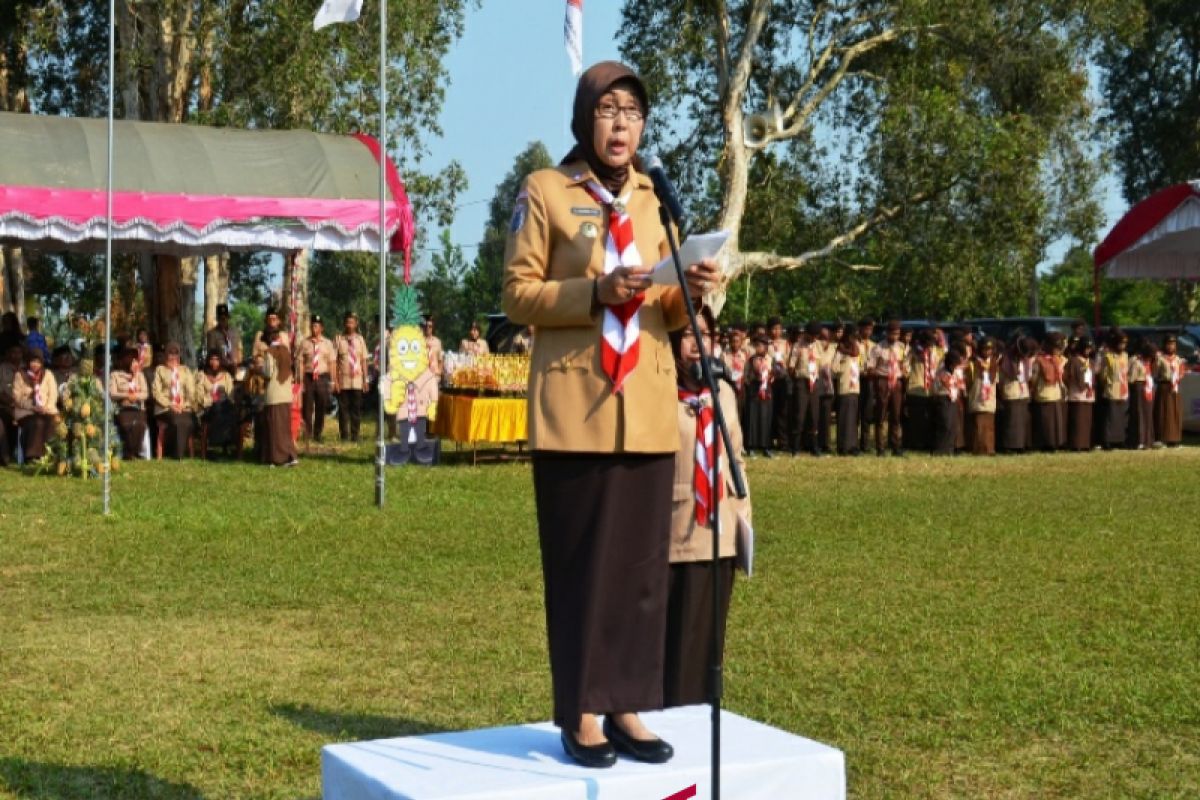 Bupati sambangi peserta perkemahan anak bangsa