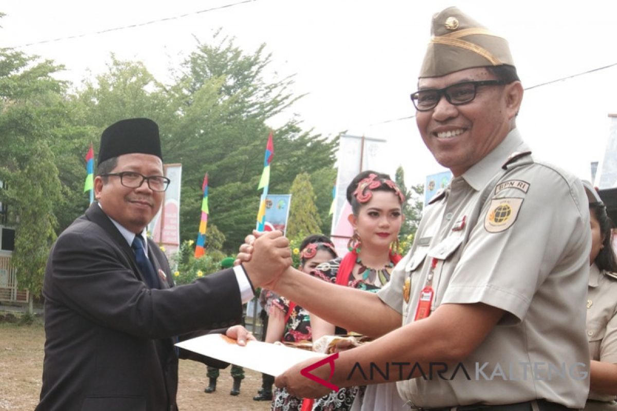 BPN Kalteng serahkan 39 sertifikat tanah kepada warga