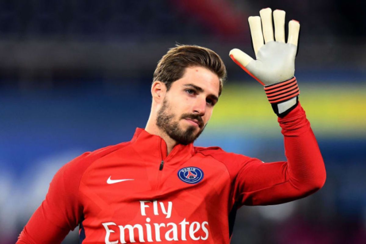 Kalah bersaing dengan Buffon, Kiper Kevin Trapp tinggalkan PSG