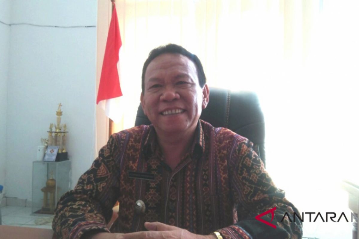 Korinus Masneno ambil alih tugas bupati Kupang