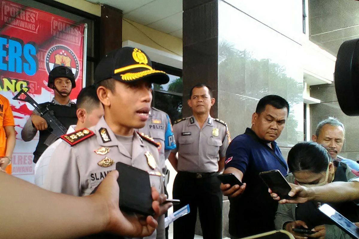 Kapolres Karawang jelaskan modus pungli KTP