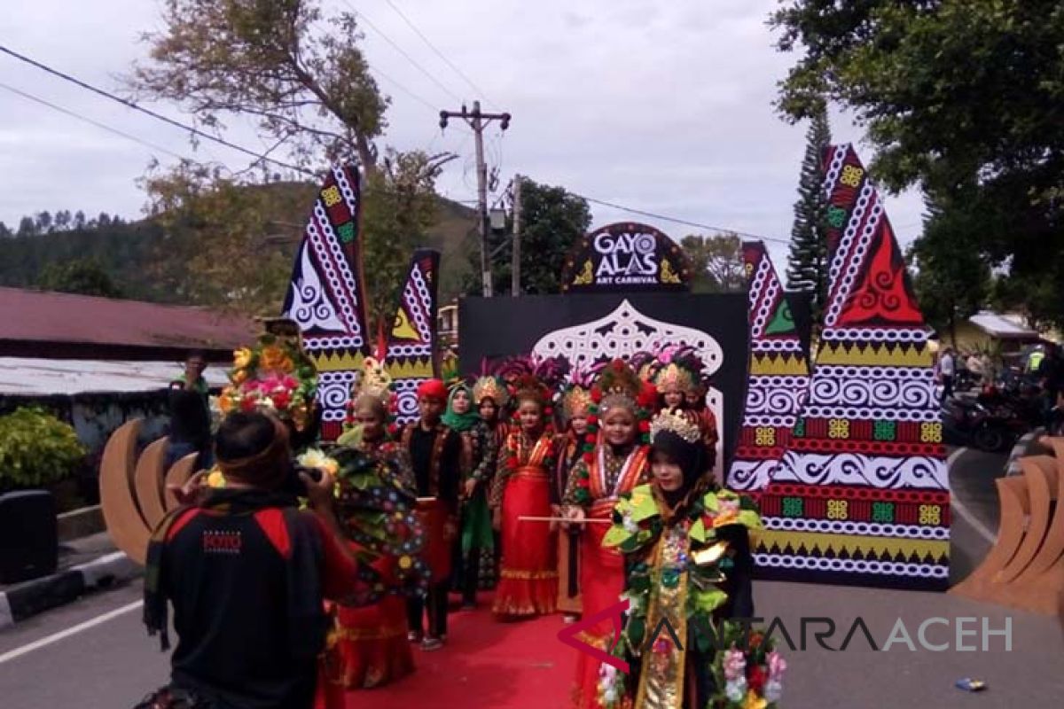 Kostum kopi warnai pawai budaya GAMIfest 2018