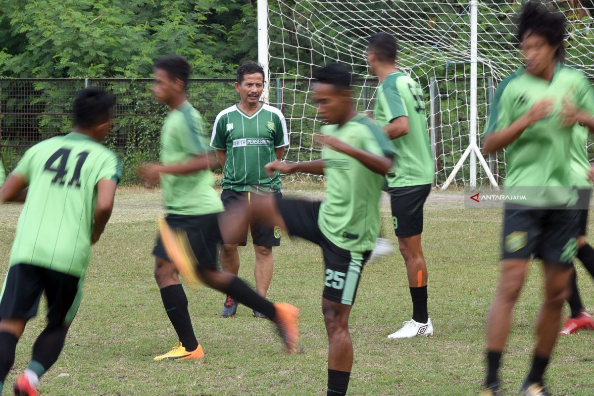 Hadapi Mitra Kukar, Djanur Ingatkan Pemainnya Konsentrasi 90 Menit