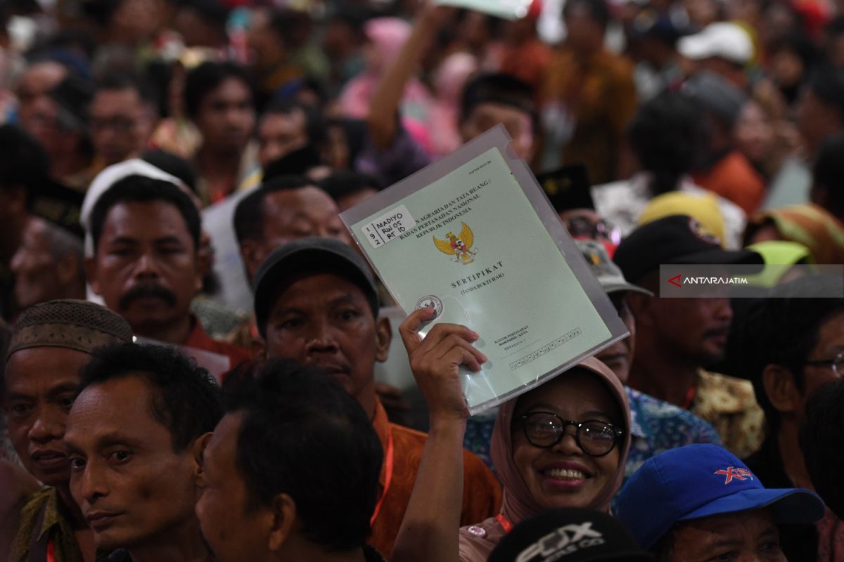 Memahami pergantian sertifikat tanah elektronik yang kini berpolemik