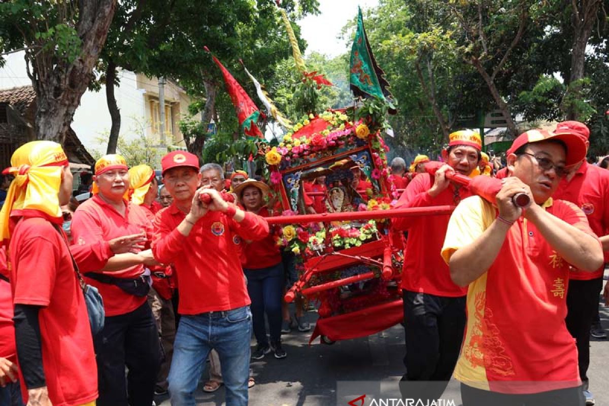 Kirab Kelenteng di Bojonegoro Masuk MURI (Video)