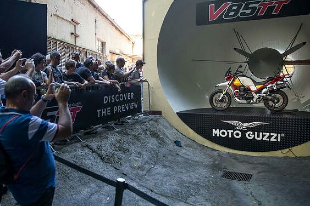 Puluhan ribu penggemar ramaikan Moto Guzzi Open House 2018