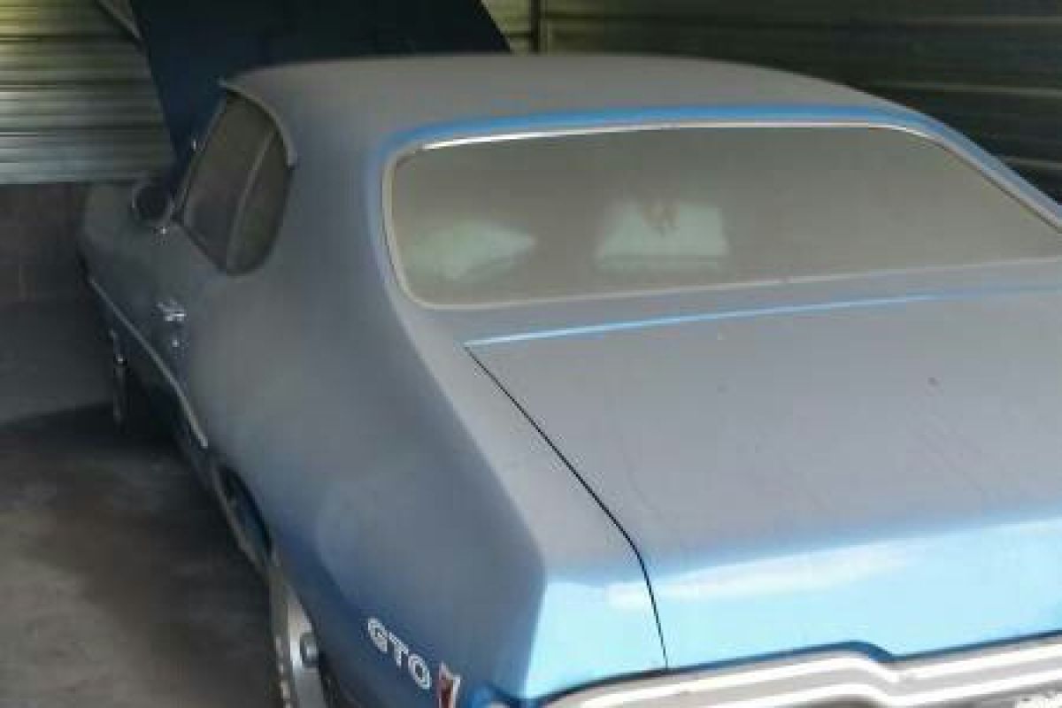 Belasan tahun di gudang, Pontiac GTO 1968 dilego 15.500 dolar