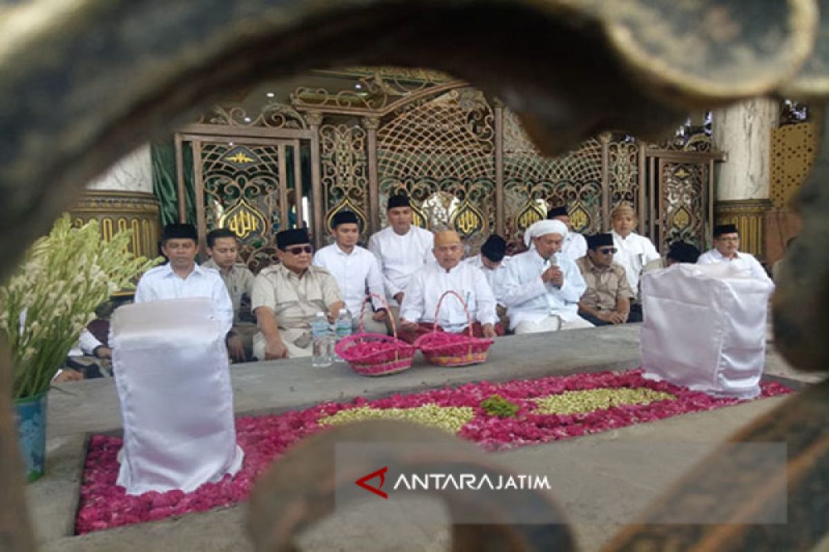 Mantan Pangdam-Kapolda Jatim Masuk Tim Pemenangan Prabowo-Uno