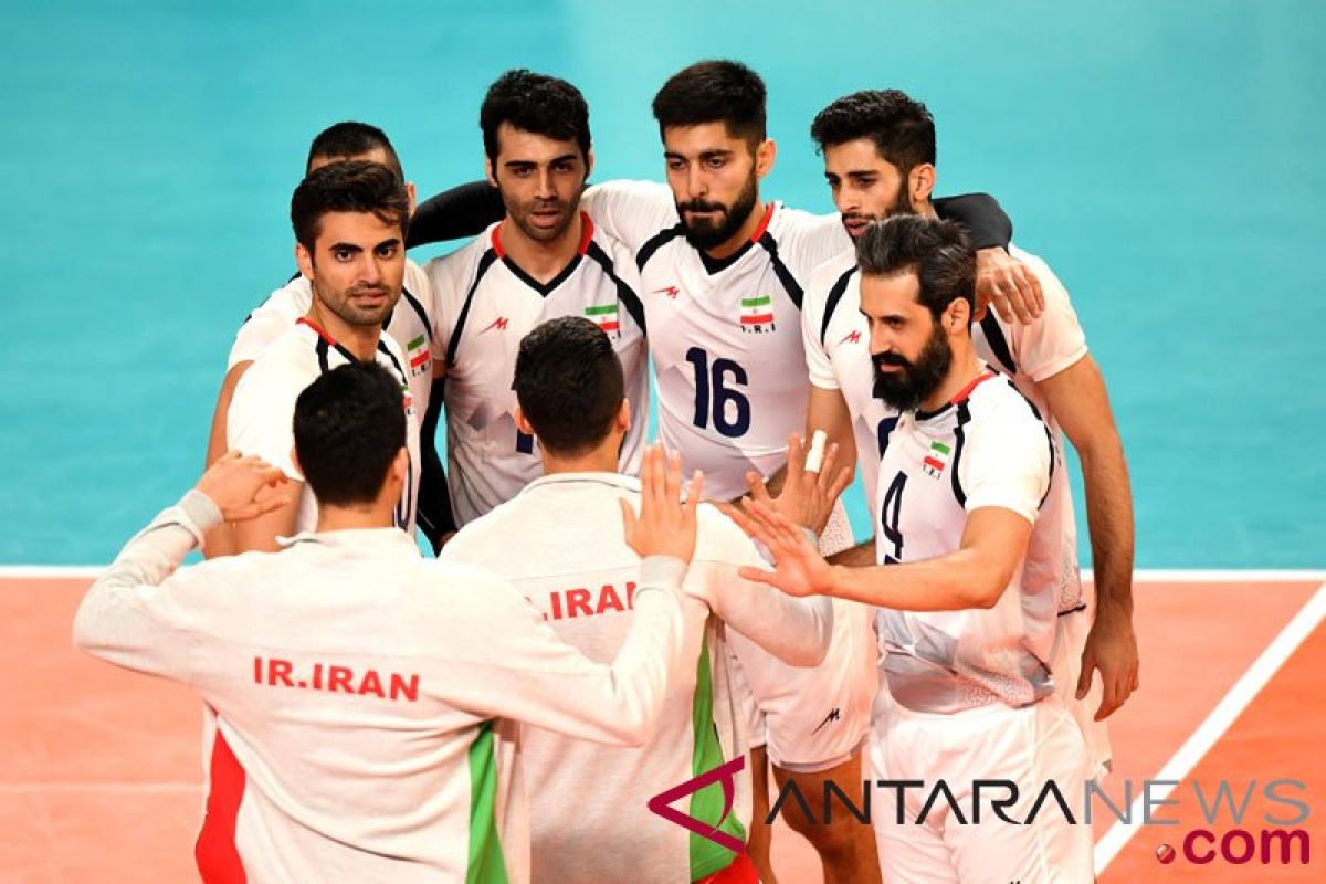 Tim putra Iran pertahankan emas voli