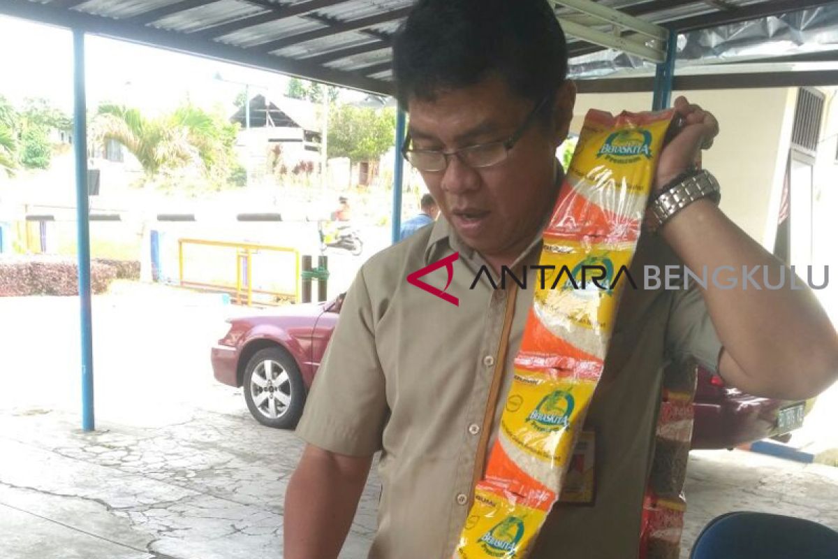 Beras sachet Bulog Bengkulu targetkan pasar Sumatera