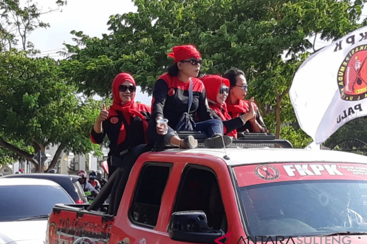 Siga merah gelar aksi tolak ujaran kebencian di Kota Palu (Vidio)