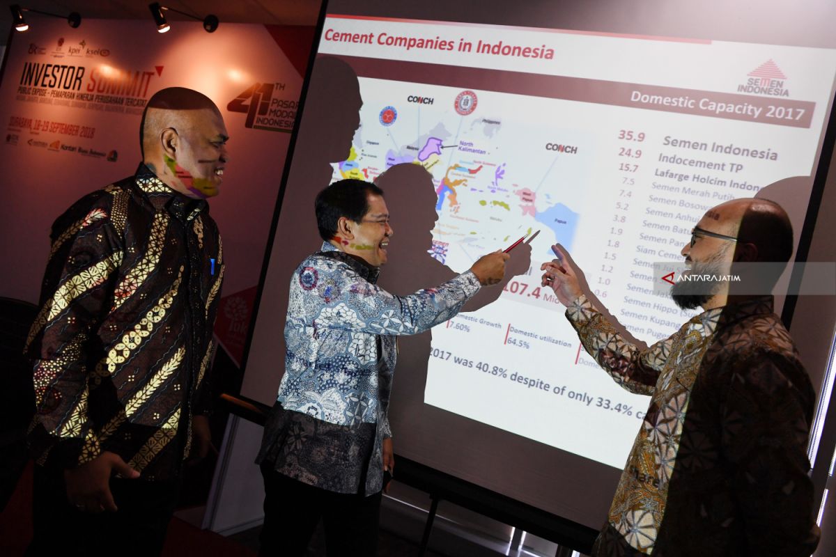 Pemaparan Semen Indonesia Investor Summit