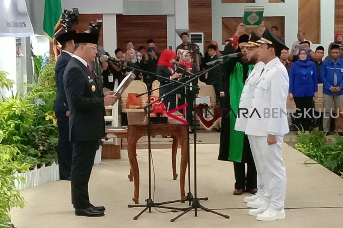 Gubernur Rohidin lantik Wali Kota Bengkulu