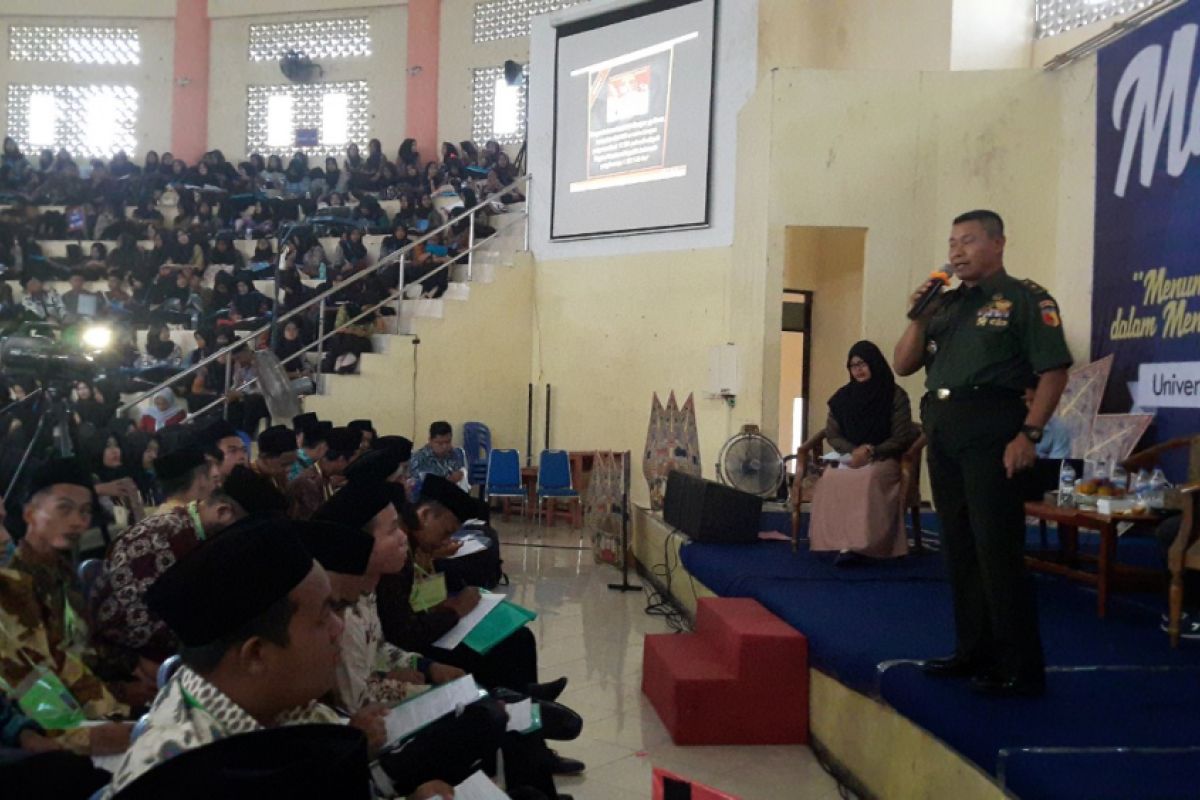 Mahasiswa Baru Unmuh Ponorogo Ikuti Pembekalan Kebangsaan