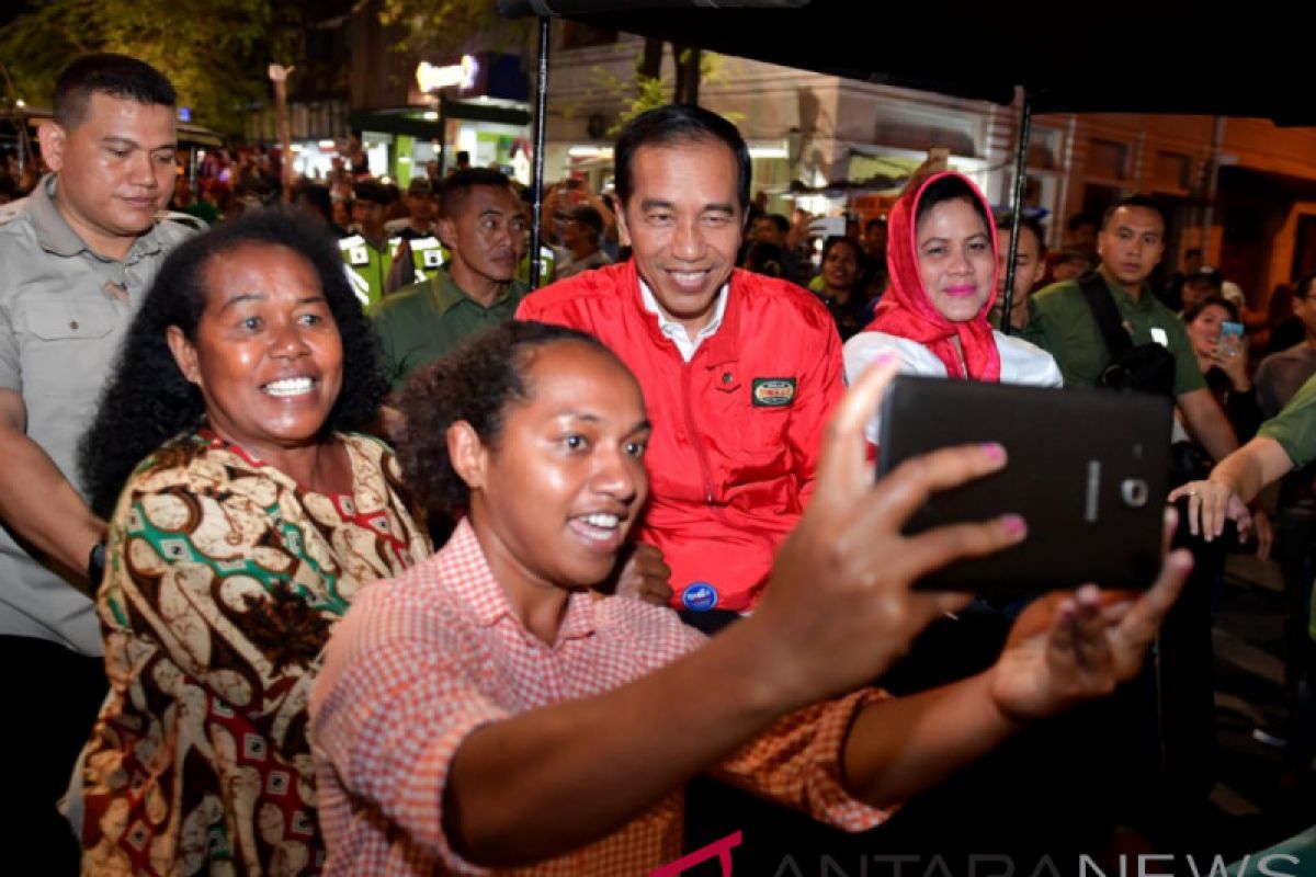 Presiden naik andong di Malioboro sapa masyarakat