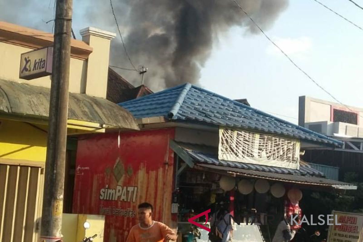 Kebakaran Gang Pantai Harapan Kandangan hanguskan empat buah rumah