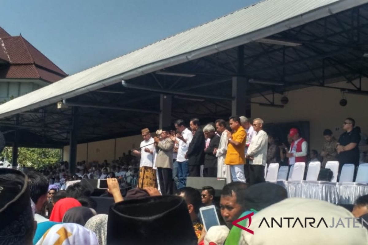 President Jokowi calls on public to pray for earthquake victims