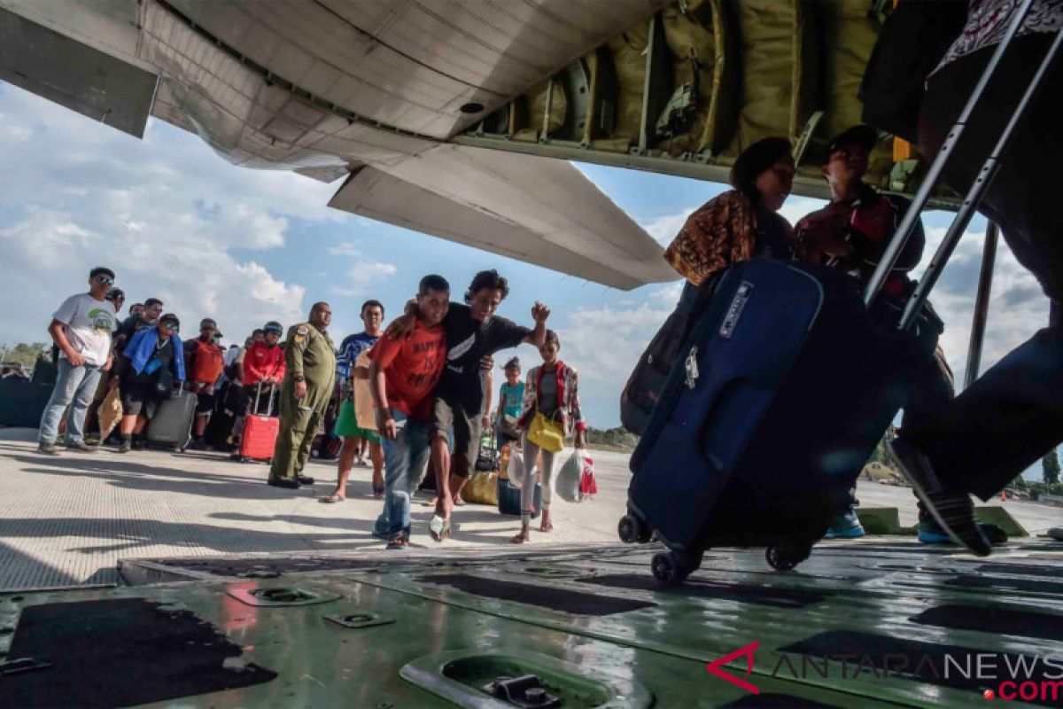 Hercules dari Lanudsri bawa bantuan untuk korban gempa