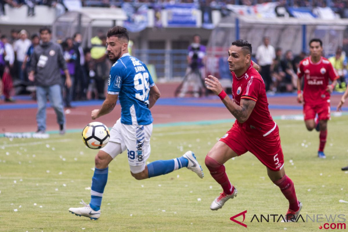 Persib menang dramatis atas Persija