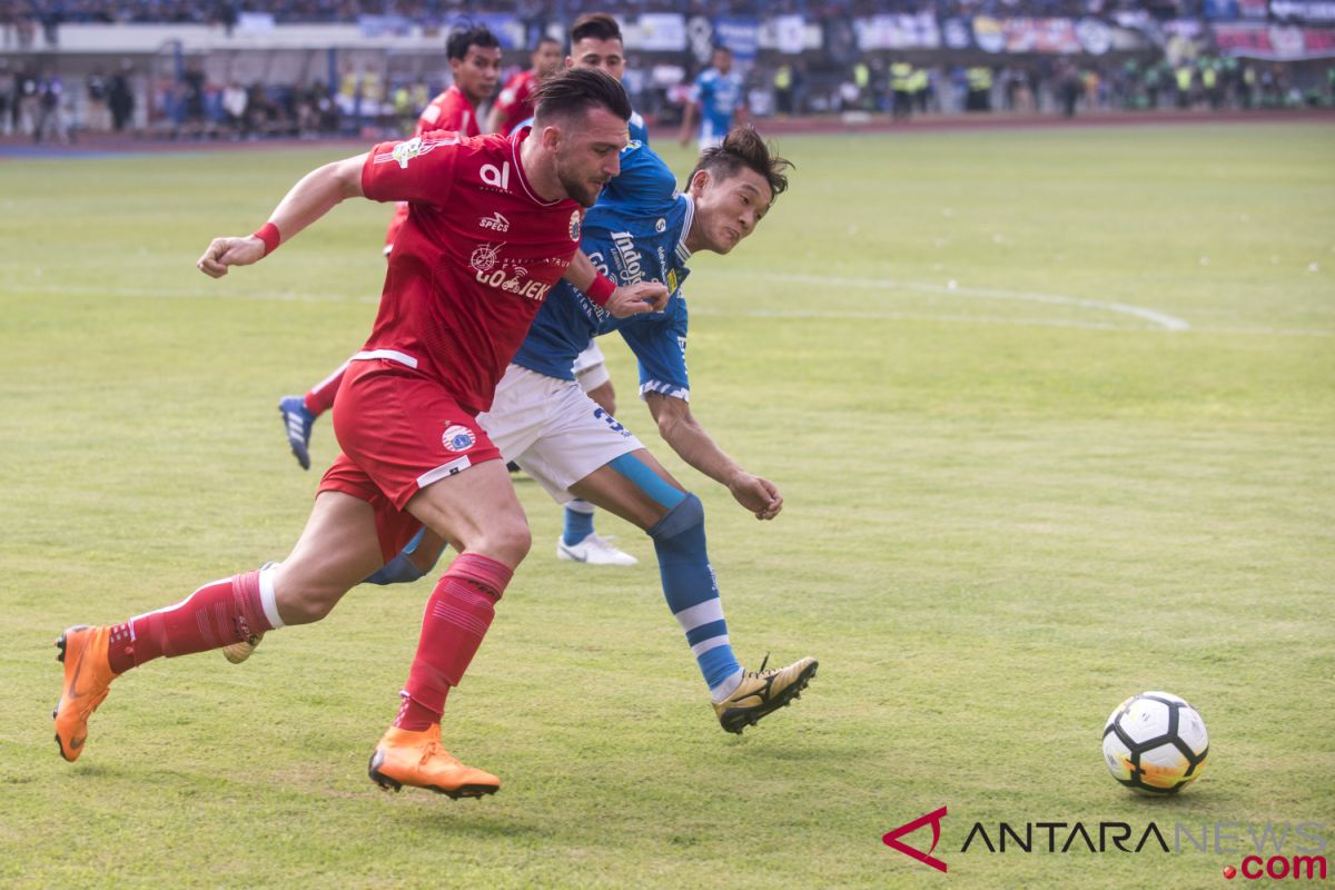 Anies-Emil berduka atas tewasnya suporter Persija