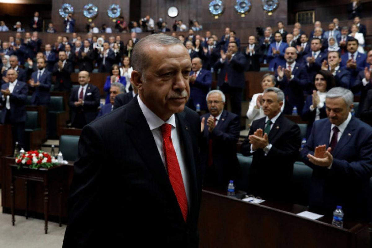 Turki Perintahkan Penangkapan 295 Personel Militer Terkait Gulen