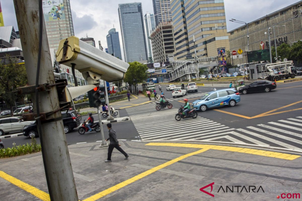 Polda Metro pasang kamera pengawas tilang elektronik