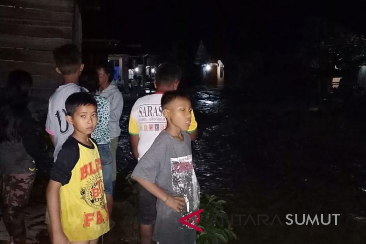 Banjir Tapanuli Selatan meluas