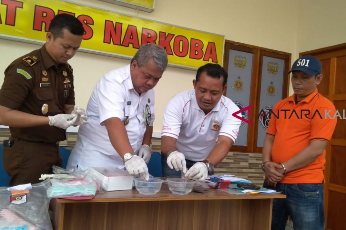 29 Paket narkoba dimusnahkan Polres-BNN Bengkayang