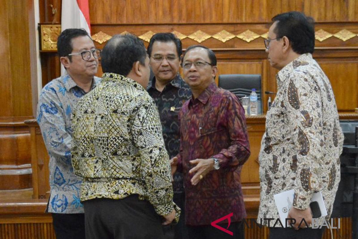 Gubernur Bali sampaikan empat aspirasi program legislasi