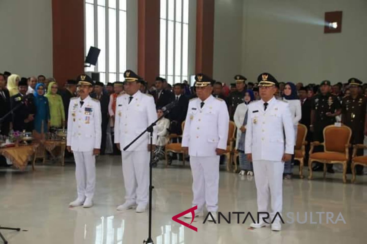 Gubernur Sulawesi Tenggara lantik dua kepala daerah