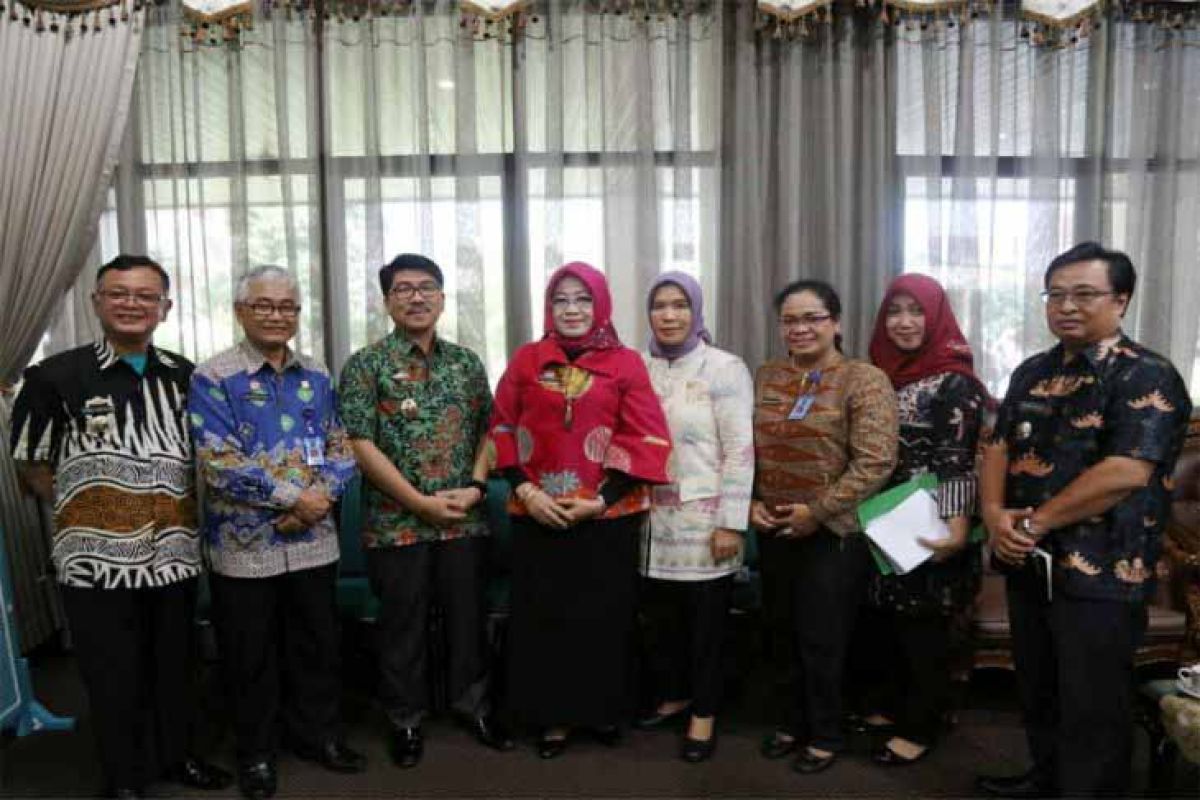 Gubernur Lampung terima penghargaan Anubhawa Sasana