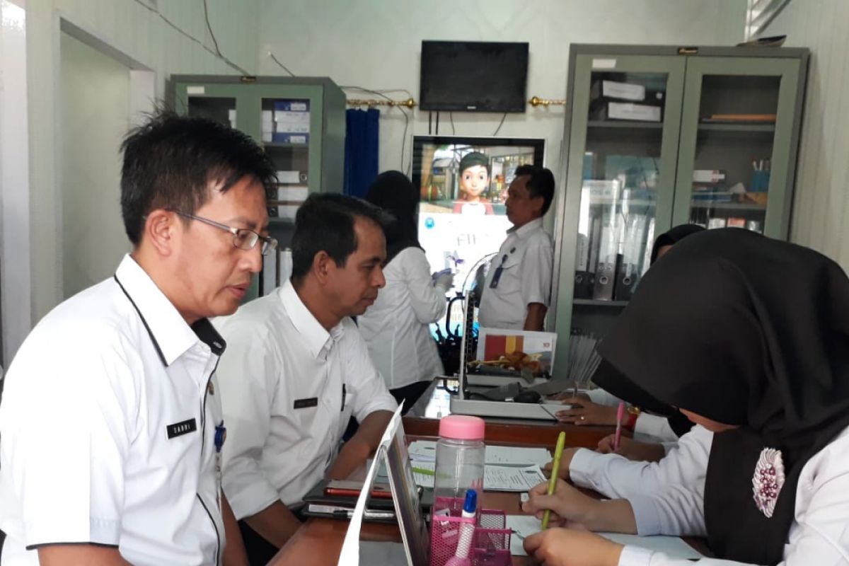 BNNP Jambi tes urine peserta lelang jabatan