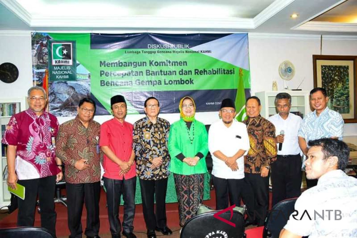 Tiga bupati Lombok hadiri diskusi publik kebencanaan