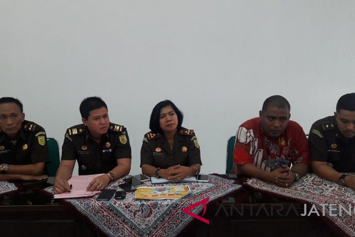 Rugikan negara Rp103 miliar, dua mantan direktur BKK Pringsurat ditahan