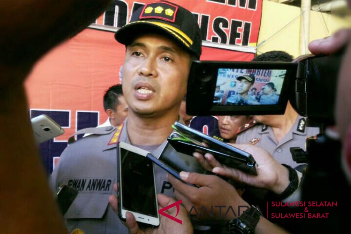 Polrestabes Makassar tembak mati begal lukai polisi
