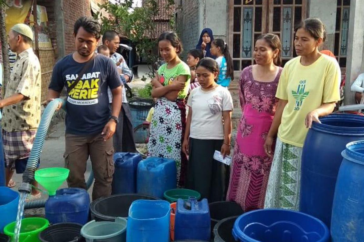 Sahabat Lestari kembali bagikan air bersih kepada warga Demak