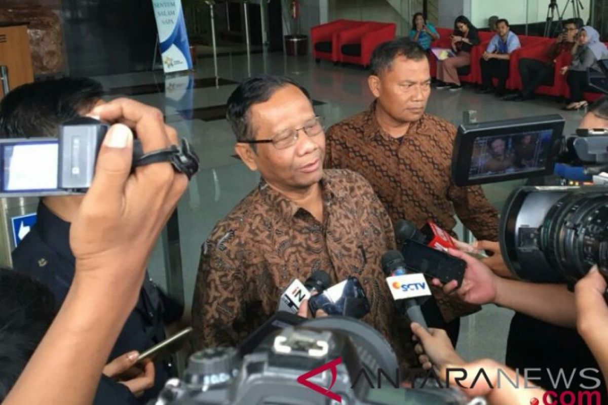 Mahfud MD bertandang ke KPK