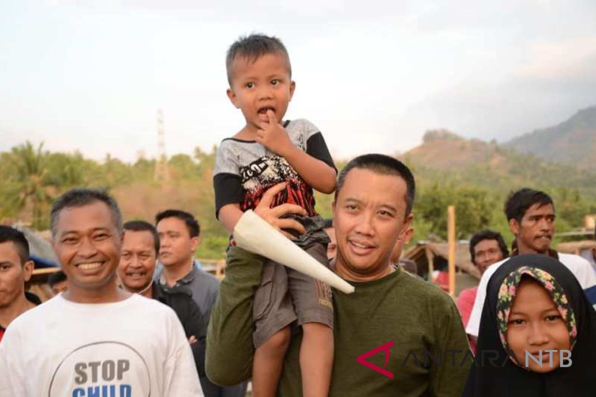 Menpora kunjungi korban gempa  Lombok Utara