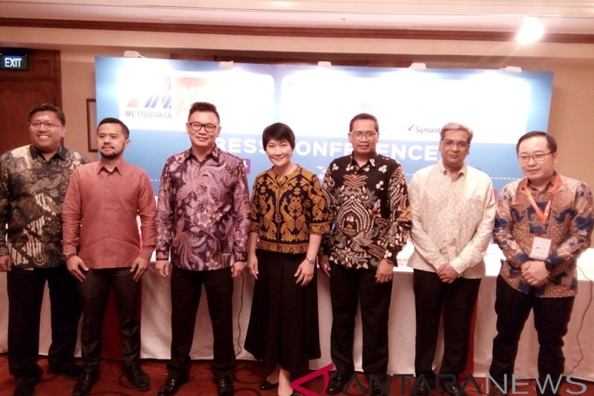 Teknologi 5G membantu implementasi revolusi industri 4.0