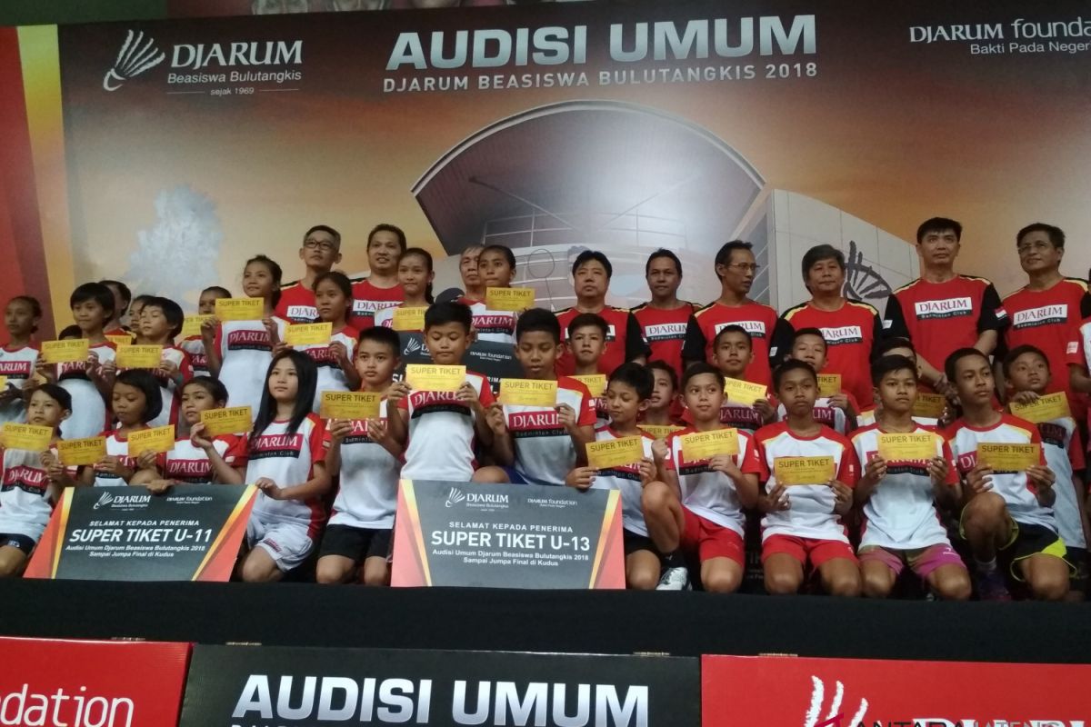 38 pebulu tangkis melaju ke final audisi Djarum