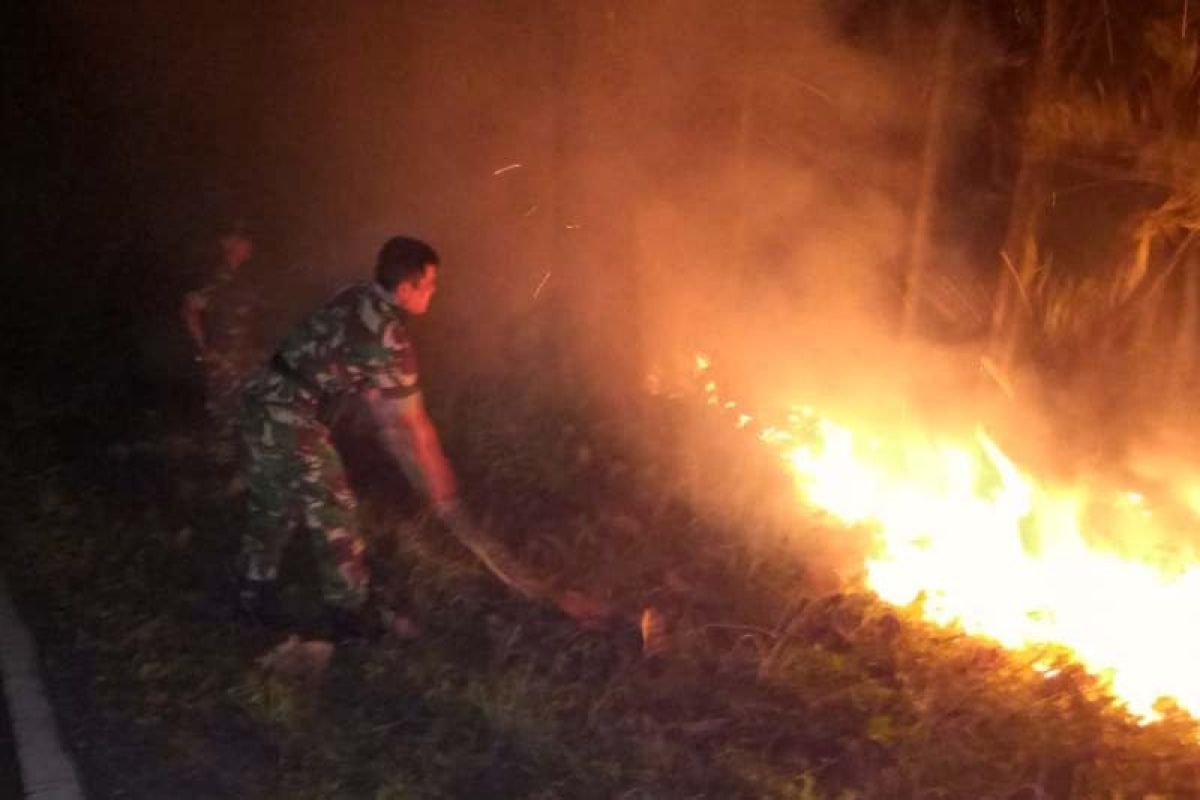 Kebakaran hutan jati Kubangkangkung berhasil dipadamkan