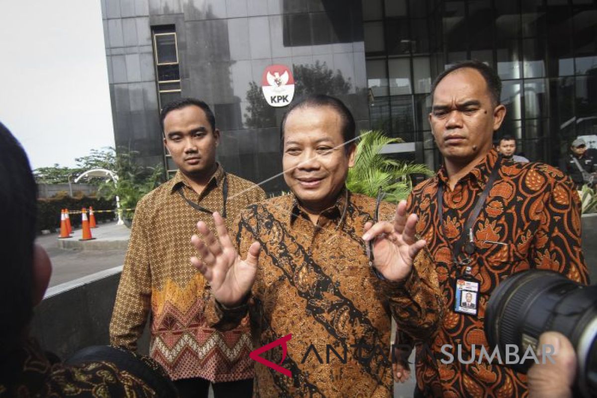 KPK perpanjang penahanan Taufik Kurniawan selama 40 hari