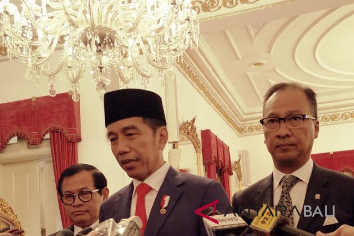 Penjelasan Jokowi soal cukai rokok untuk layanan kesehatan