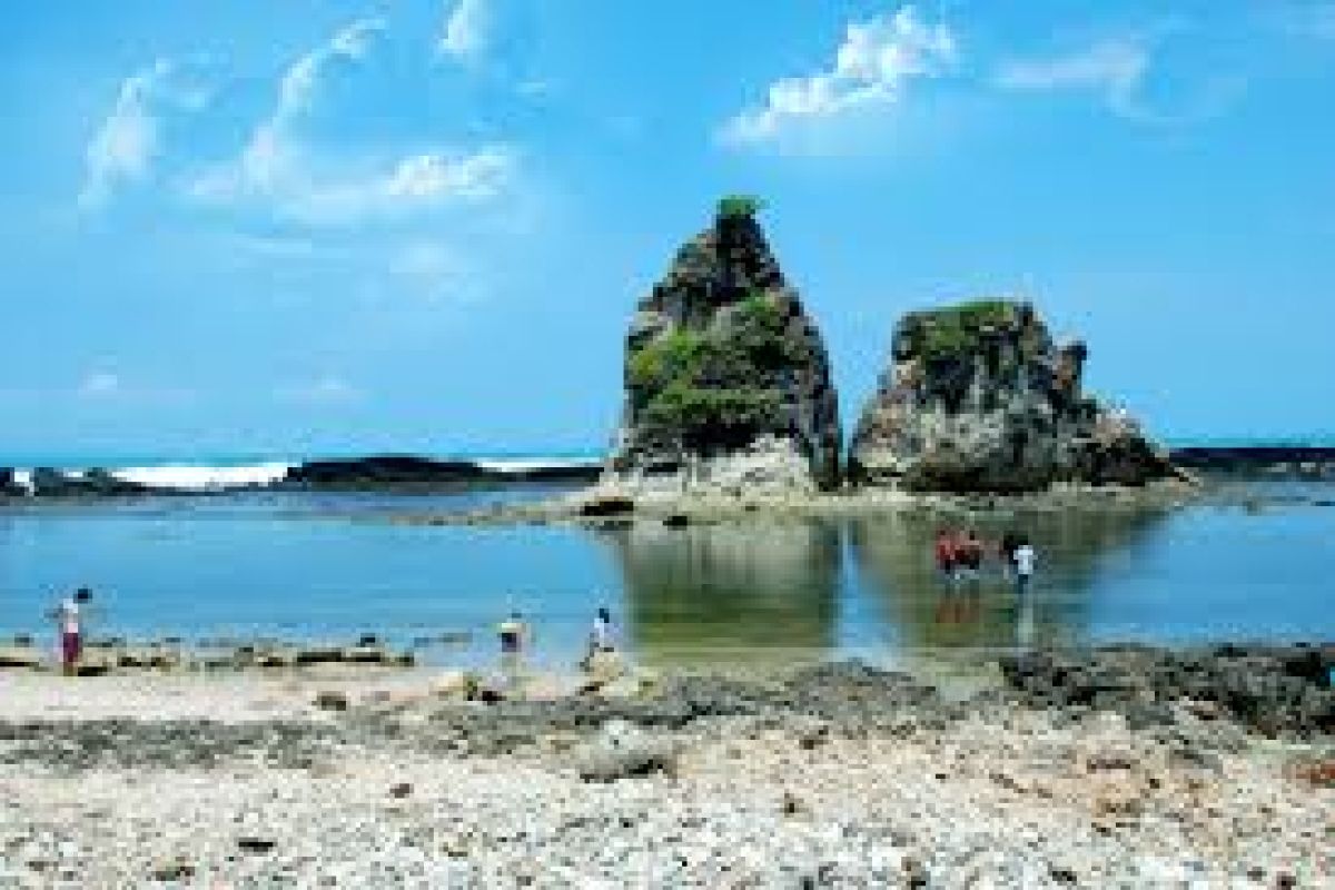 Pemkab Lebak Minta Warga Lestarikan Pulau Kecil