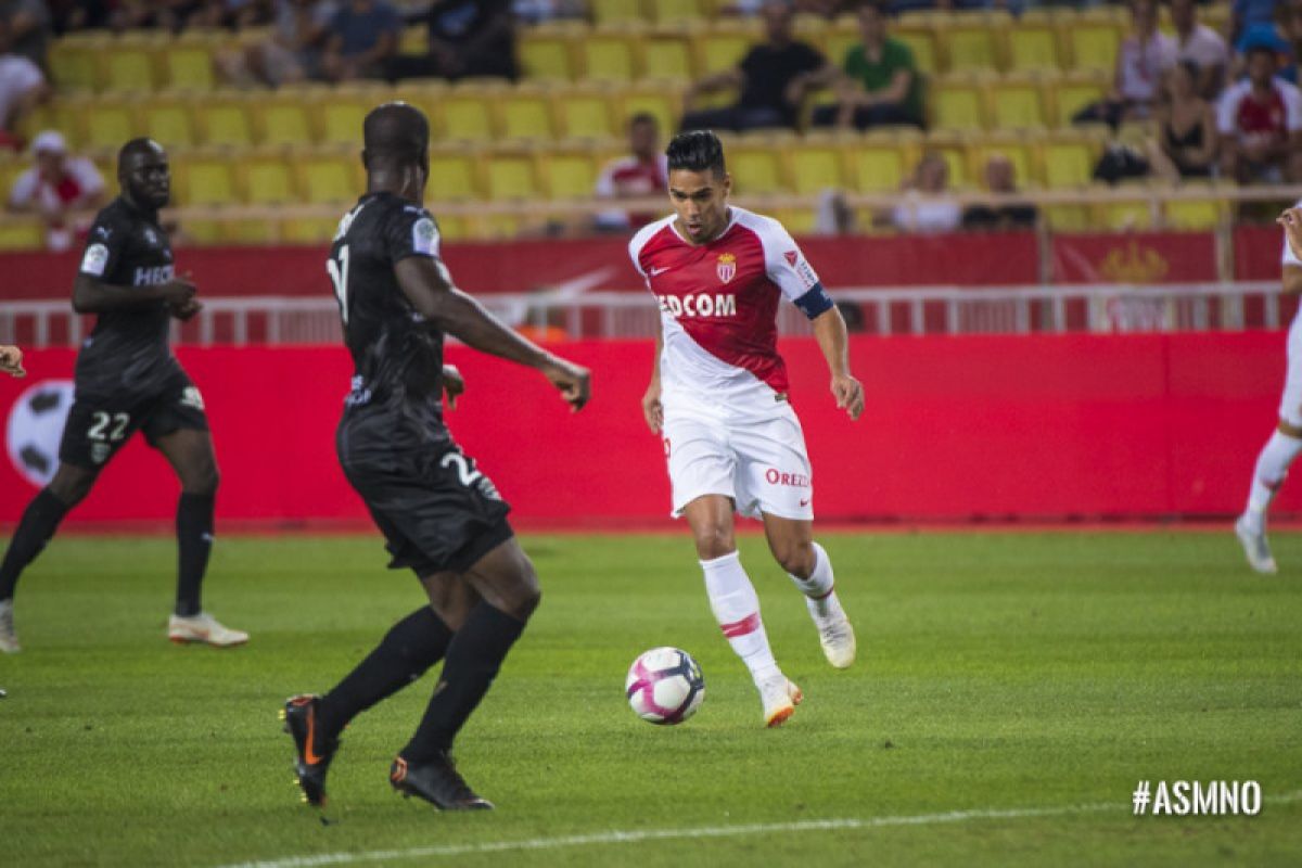 Falcao sumbang gol saat Monaco imbang 1-1 dengan Nimes