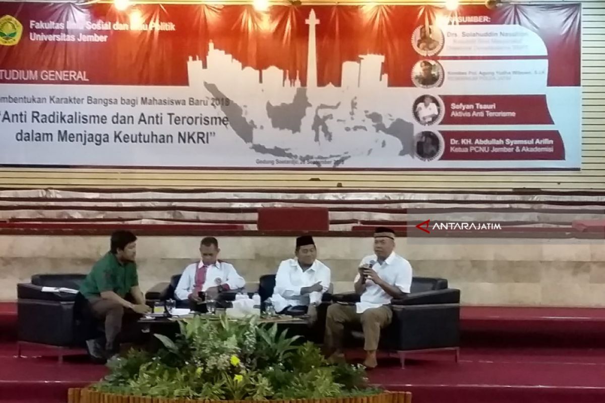 BNPT Ingatkan Mahasiswa Unej Waspadai Penyebaran Radikalisme-Terorisme Lewat Media Sosial