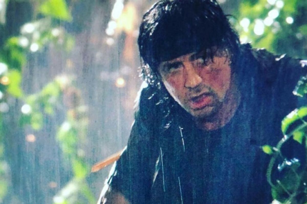 Sylvester Stallone bocorkan produksi film "Rambo V"